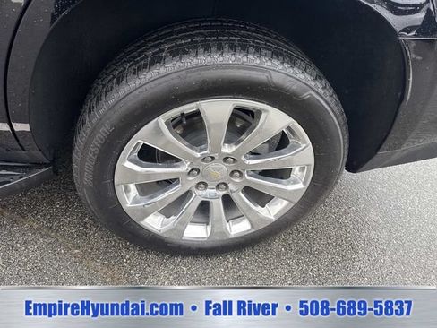 Used 2023 Chevrolet Tahoe Premier w/ Premium Package 2 AWD/4WD image 14