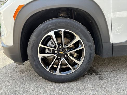 Used 2025 Chevrolet TrailBlazer LT FWD image 29
