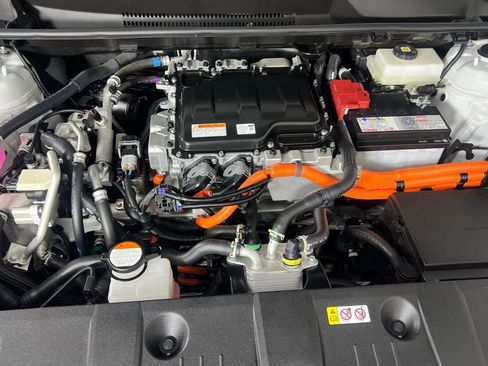 Used 2024 Subaru Solterra Premium image 34