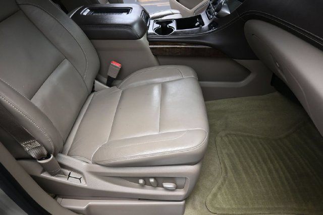 Used 2016 Chevrolet Tahoe LT w/ Luxury Package AWD/4WD image 34