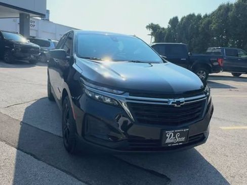 Used 2024 Chevrolet Equinox LS w/ Midnight Edition FWD image 3