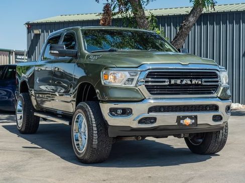 Used 2020 RAM 1500 Big Horn AWD/4WD image 8