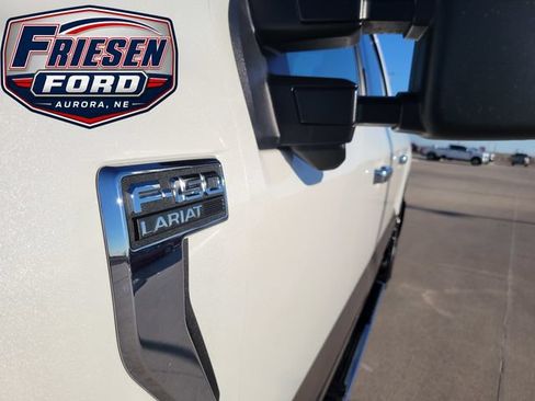 Used 2021 Ford F150 Lariat w/ Equipment Group 502A High AWD/4WD image 11