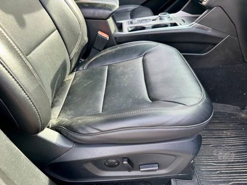 Used 2023 Ford Explorer Limited w/ Limited Technology Package image 26