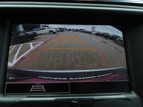 Used 2023 Chevrolet TrailBlazer LT image 30