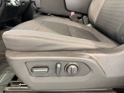 Used 2022 Chevrolet Silverado 3500 LT w/ Convenience Package image 10