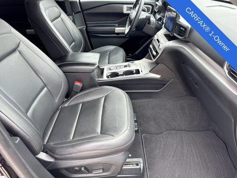 Used 2023 Ford Explorer XLT w/ Equipment Group 202A AWD/4WD image 26