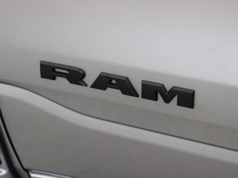 Used 2023 RAM 1500 Big Horn AWD/4WD image 18