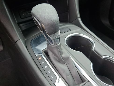 Used 2024 Chevrolet Equinox LT FWD image 14