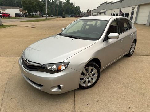 Used 2011 Subaru Impreza 2.5i AWD/4WD image 1