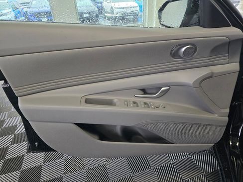 New 2026 Hyundai Elantra SEL Sport Premium w/ Cargo Package FWD image 31