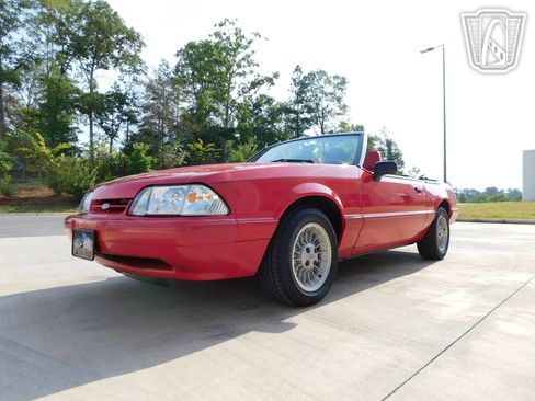 Used 1992 Ford Mustang LX RWD image 6