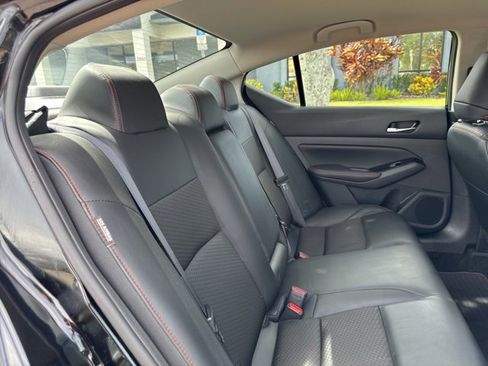 Used 2024 Nissan Altima 2.5 SR image 16