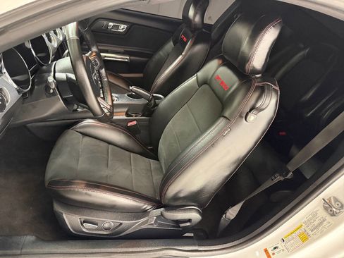Used 2016 Ford Mustang GT Premium RWD image 36