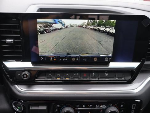 New 2026 Chevrolet Silverado 1500 High Country w/ High Country Premium Package AWD/4WD image 11