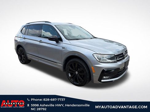 Used 2020 Volkswagen Tiguan SE R-Line AWD/4WD image 1