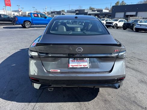 New 2026 Nissan Sentra SR w/ SR Premium Package FWD image 4
