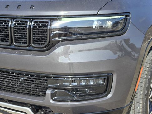 New 2025 Jeep Wagoneer Series II image 8