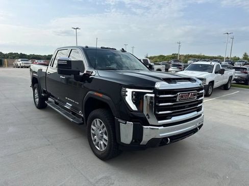Used 2024 GMC Sierra 2500 SLT w/ SLT Premium Package AWD/4WD image 1