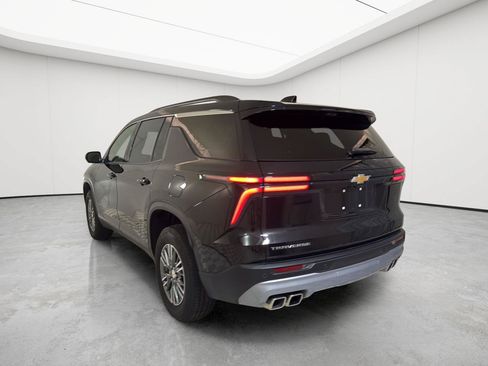 Used 2026 Chevrolet Traverse LT w/ Driver Confidence Package FWD image 27