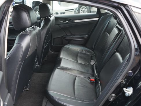 Used 2017 Honda Civic Touring image 13