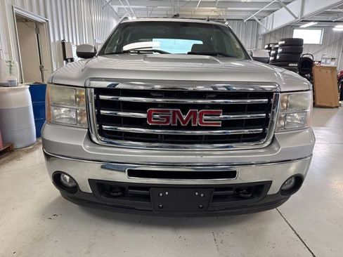 Used 2012 GMC Sierra 1500 SLT w/ SLT Convenience Package AWD/4WD image 27