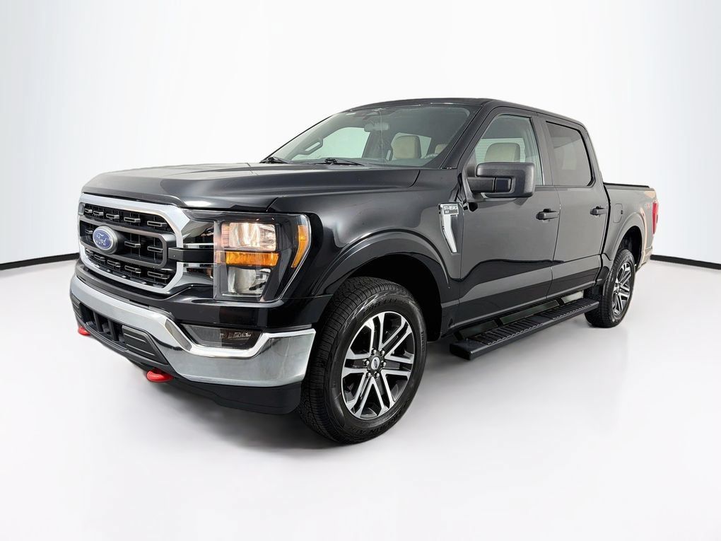 Used 2023 Ford F150 XLT AWD/4WD image 3