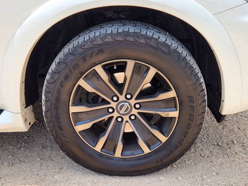 Used 2019 Nissan Armada Platinum w/ Captain's Chairs Package AWD/4WD image 17