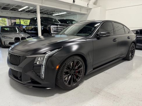 Used 2025 Cadillac CT5 V Blackwing w/ Super Cruise 1 Package image 4