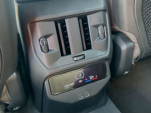 New 2025 BMW X3 xDrive30i w/ Convenience Package image 18