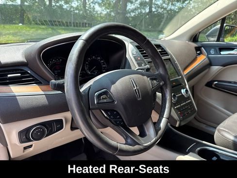 Used 2018 Lincoln MKC Select w/ Select Plus Package FWD image 15