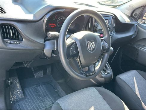 Used 2022 RAM ProMaster City Tradesman w/ Window Group 04 image 4