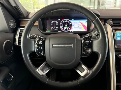 Used 2020 Land Rover Discovery HSE AWD/4WD image 17
