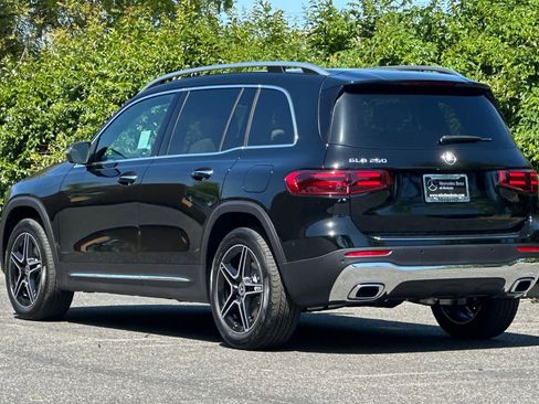 New 2026 Mercedes-Benz GLB 250 image 5