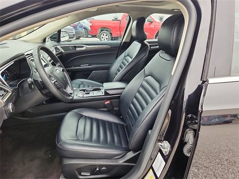 Used 2019 Ford Fusion SEL image 7