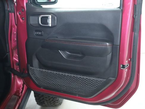 Used 2024 Jeep Wrangler Unlimited Rubicon AWD/4WD image 33