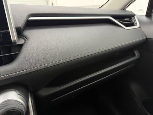 Used 2025 Toyota RAV4 LE FWD image 23