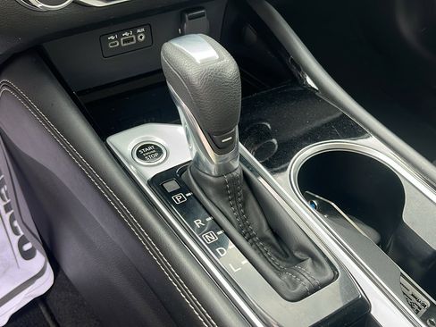 Used 2023 Nissan Altima 2.5 SV image 21