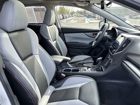Used 2023 Subaru Crosstrek 2.5i Limited w/ Popular Package #4 image 28
