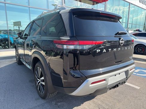 Used 2023 Nissan Pathfinder Platinum w/ Cargo Package AWD/4WD image 7