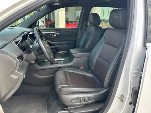 Used 2022 Chevrolet Traverse High Country AWD/4WD image 15