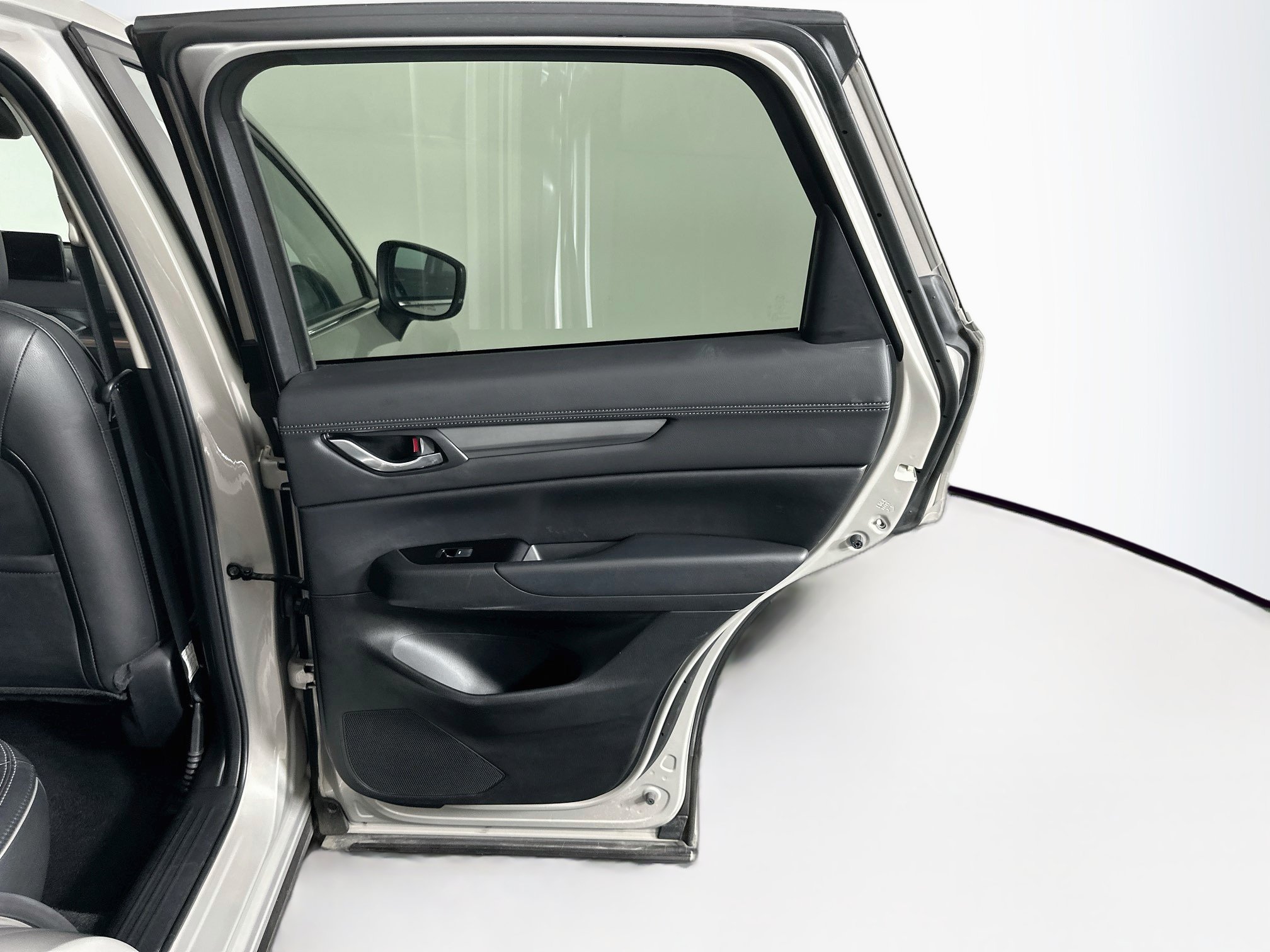 Used 2025 MAZDA CX-5 AWD 2.5 S w/ Preferred Package image 33