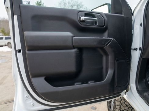 Used 2024 Chevrolet Silverado 1500 Custom Trail Boss image 19