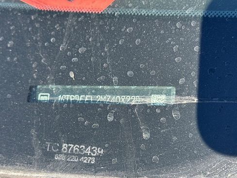 Used 2021 GMC Sierra 1500 AT4 image 3