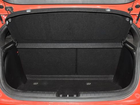 Used 2019 Hyundai Veloster 2.0 FWD image 27
