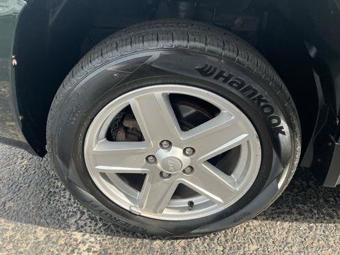 Used 2010 Jeep Compass Sport w/ PWR Equipment Group image 14