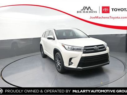 Used 2018 Toyota Highlander SE