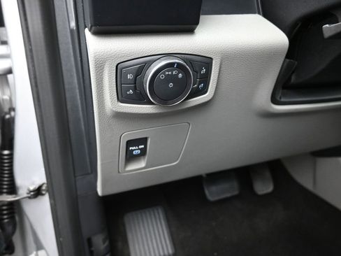 Used 2019 Ford F150 XL w/ Equipment Group 101A Mid RWD image 13