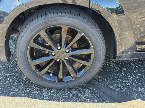 Used 2013 Dodge Avenger SXT w/ Blacktop Pkg FWD image 9