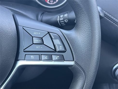 Certified 2025 Nissan Sentra SV image 8